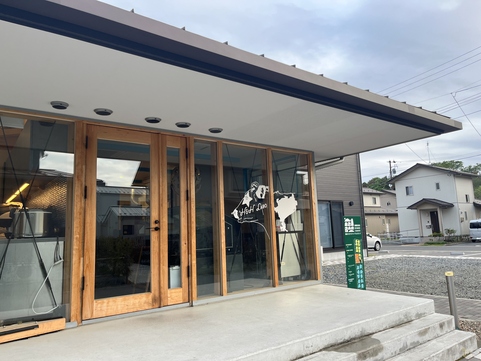 お店の外観の写真