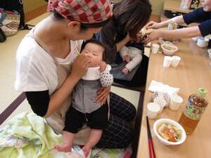 離乳食の試食