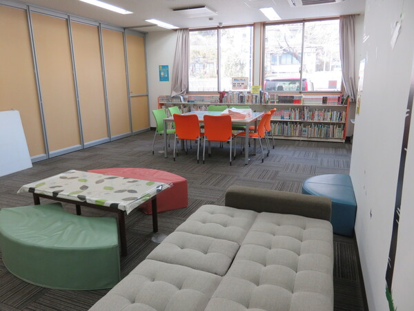 大塩市民センター図書室