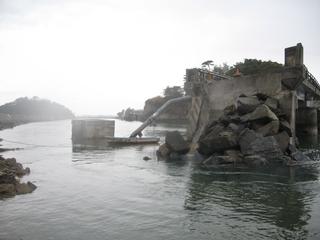 平成23年3月22日撮影　宮戸島との通路　松ケ島橋の画像